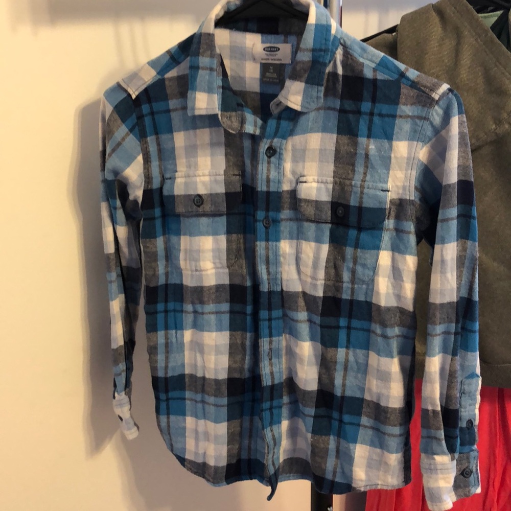 GUC Old Navy Blue Button Up Flannel. Size 8